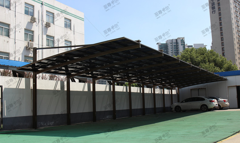 至尊卡爾耐力板車(chē)棚.jpg