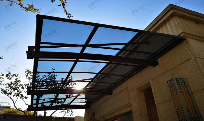透明雨棚用什么材質(zhì)耐用？看看這些透明雨棚圖片就知道了