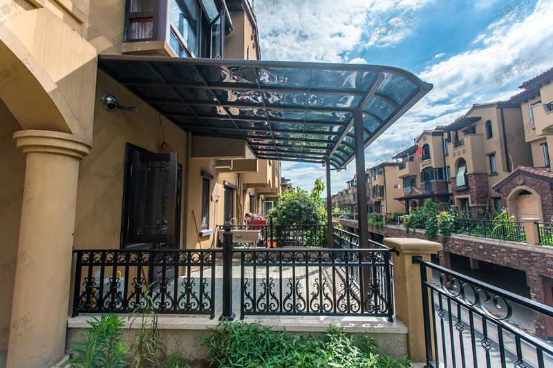 如何挑選別墅露臺棚！好看又實用的別墅露臺棚看這三點