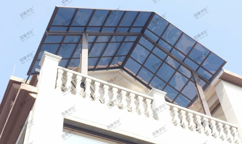 露臺遮雨棚怎么做？快來看這種新式露臺陽光棚