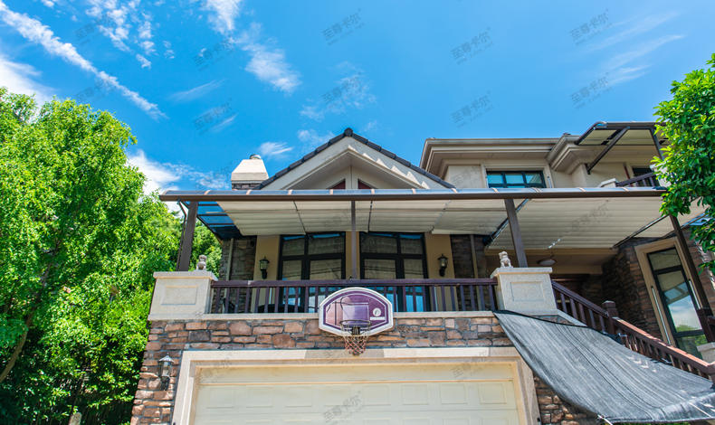 露臺設(shè)計怎么做到方便生活但不違建？進來了解這種方法。