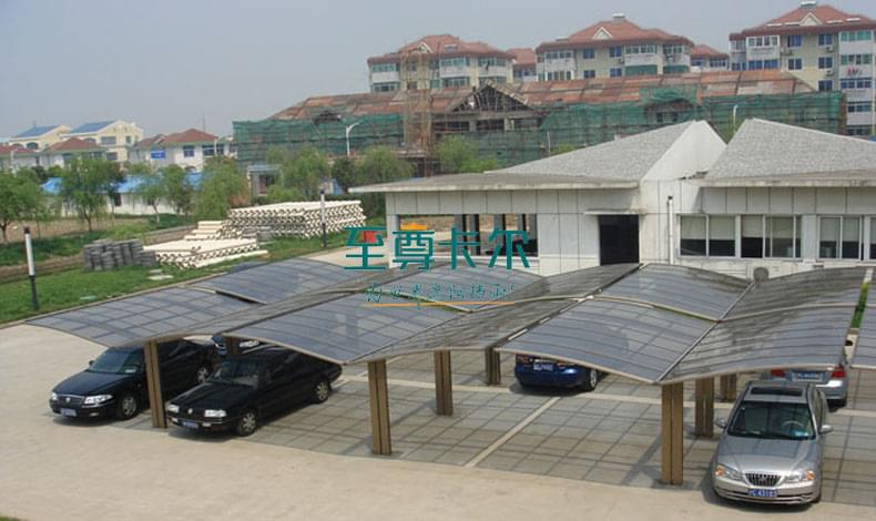 膜結(jié)構(gòu)車棚廠家和鋁合金車棚廠家哪個(gè)好？